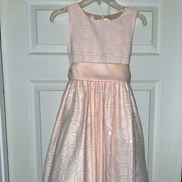 Girls Formal Dress - Picture 1 of 5